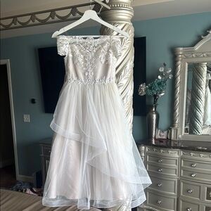 Elegant White Lace Kids Dress